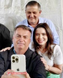 Karla Galende participa de agenda com Bolsonaro em Foz do Iguaçu