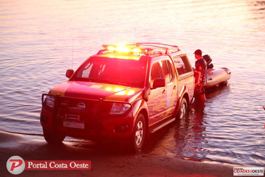 Itaipulândia: Banhista desaparece no Lago de Itaipu após ser atingido por jet ski