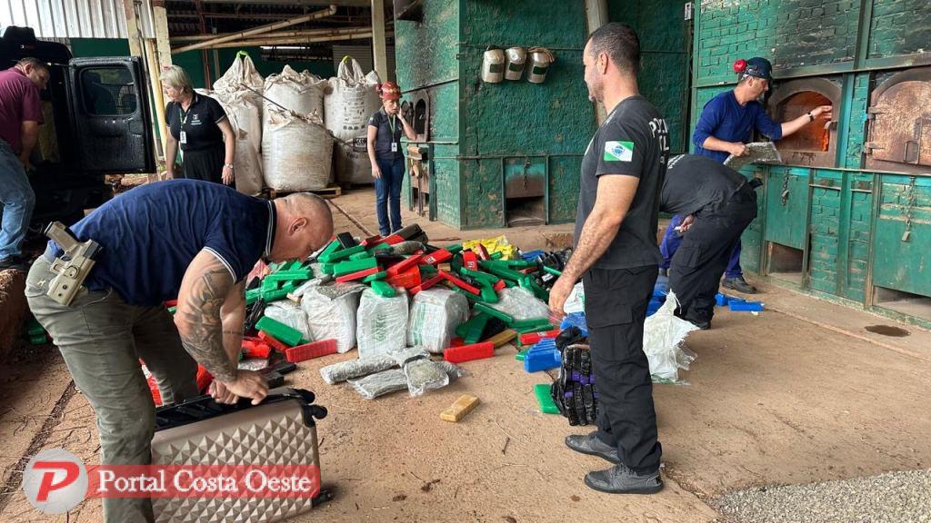 Polícia Civil de Santa Terezinha de Itaipu realiza incineração de entorpecentes