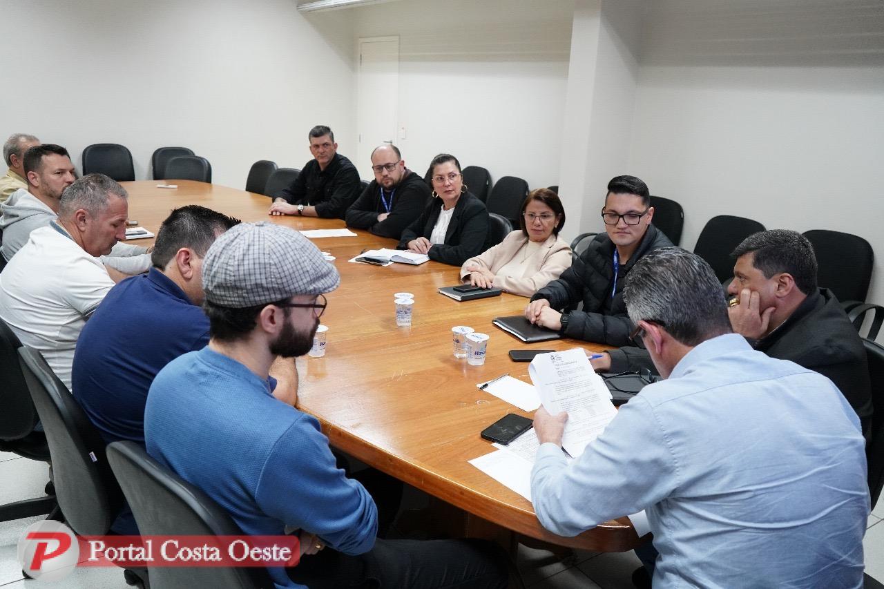 Prefeito Bim anuncia vale-alimentação para todos os servidores e empregados públicos da administração de Santa Terezinha de Itaipu