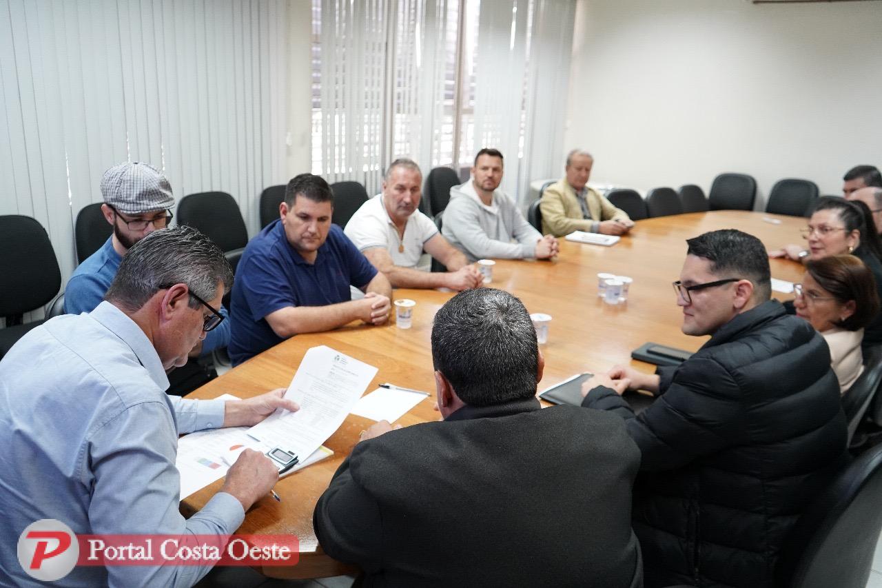 Prefeito Bim anuncia vale-alimentação para todos os servidores e empregados públicos da administração de Santa Terezinha de Itaipu
