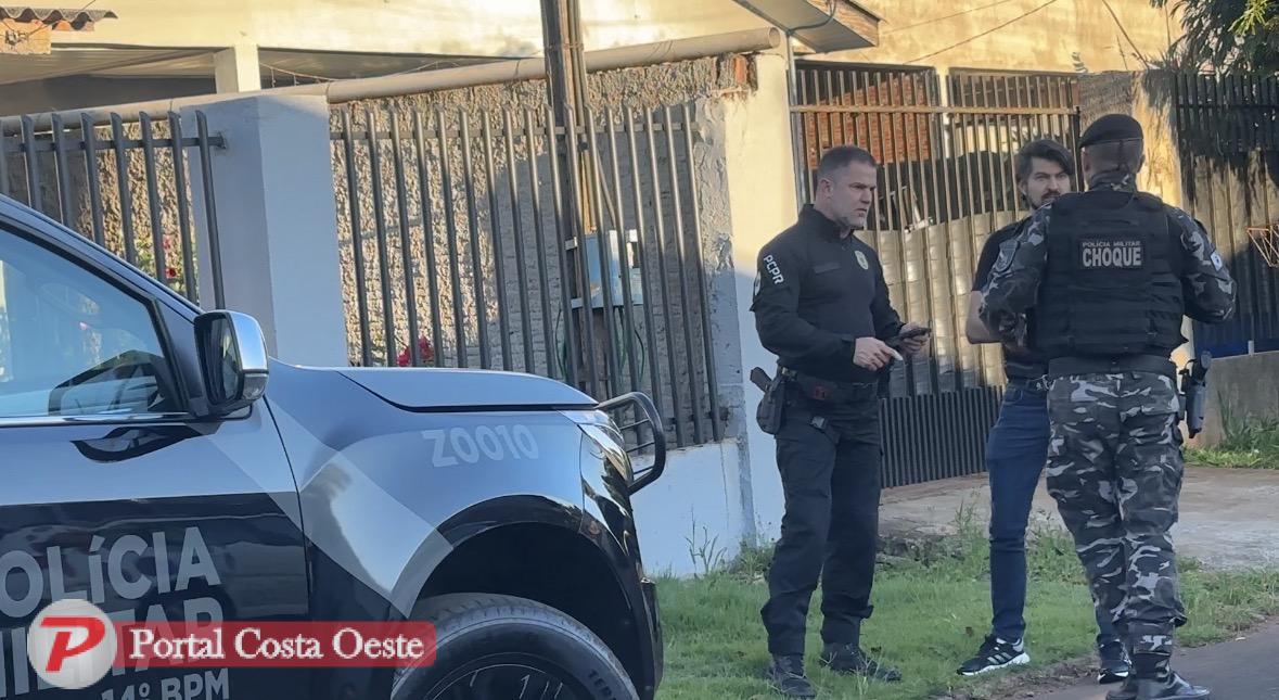 Operação da Polícia Civil de São Miguel prende dois e mira quadrilha de roubos na BR-277