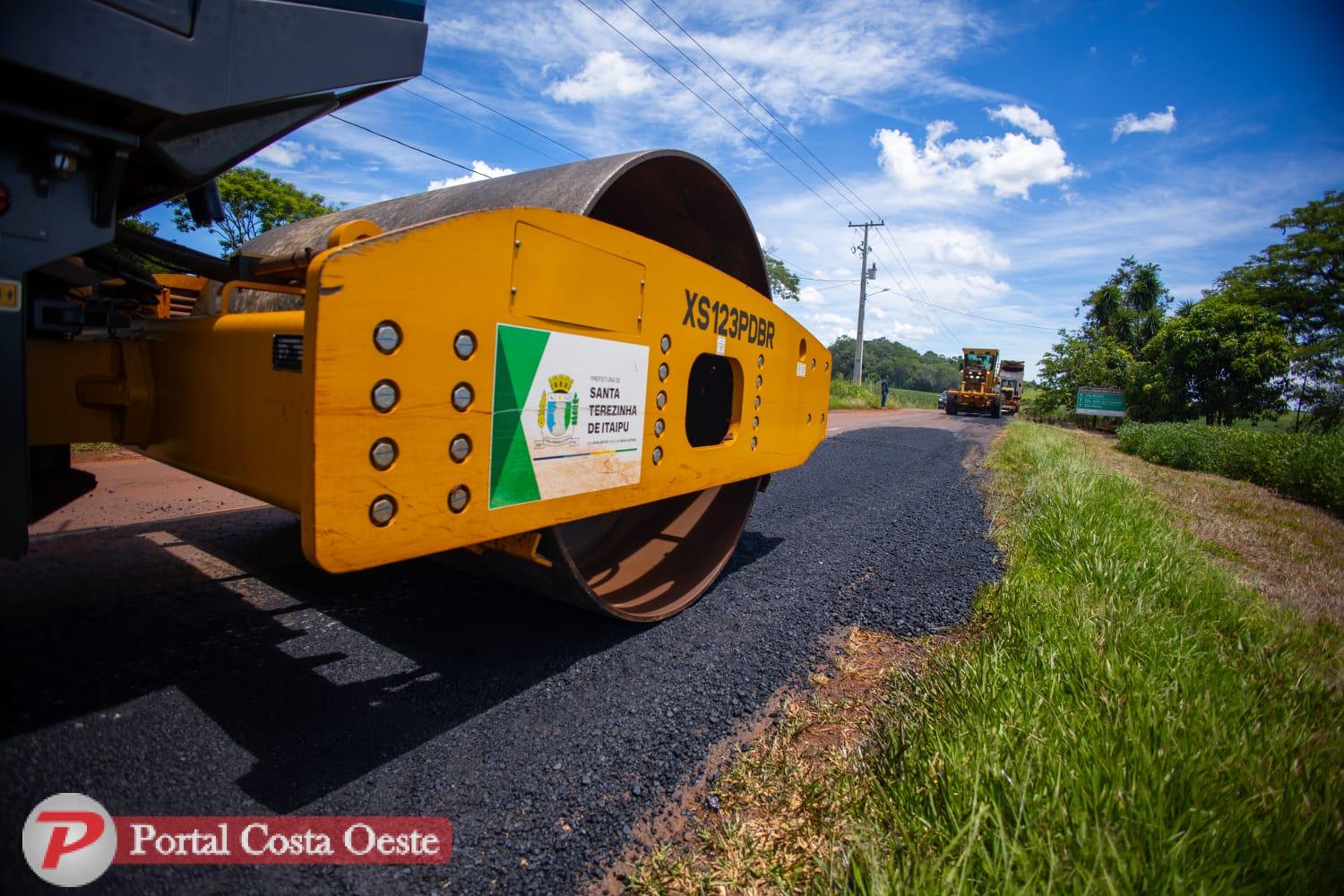 Prefeitura de Santa Terezinha de Itaipu realiza operação tapa-buraco no Barro Branco