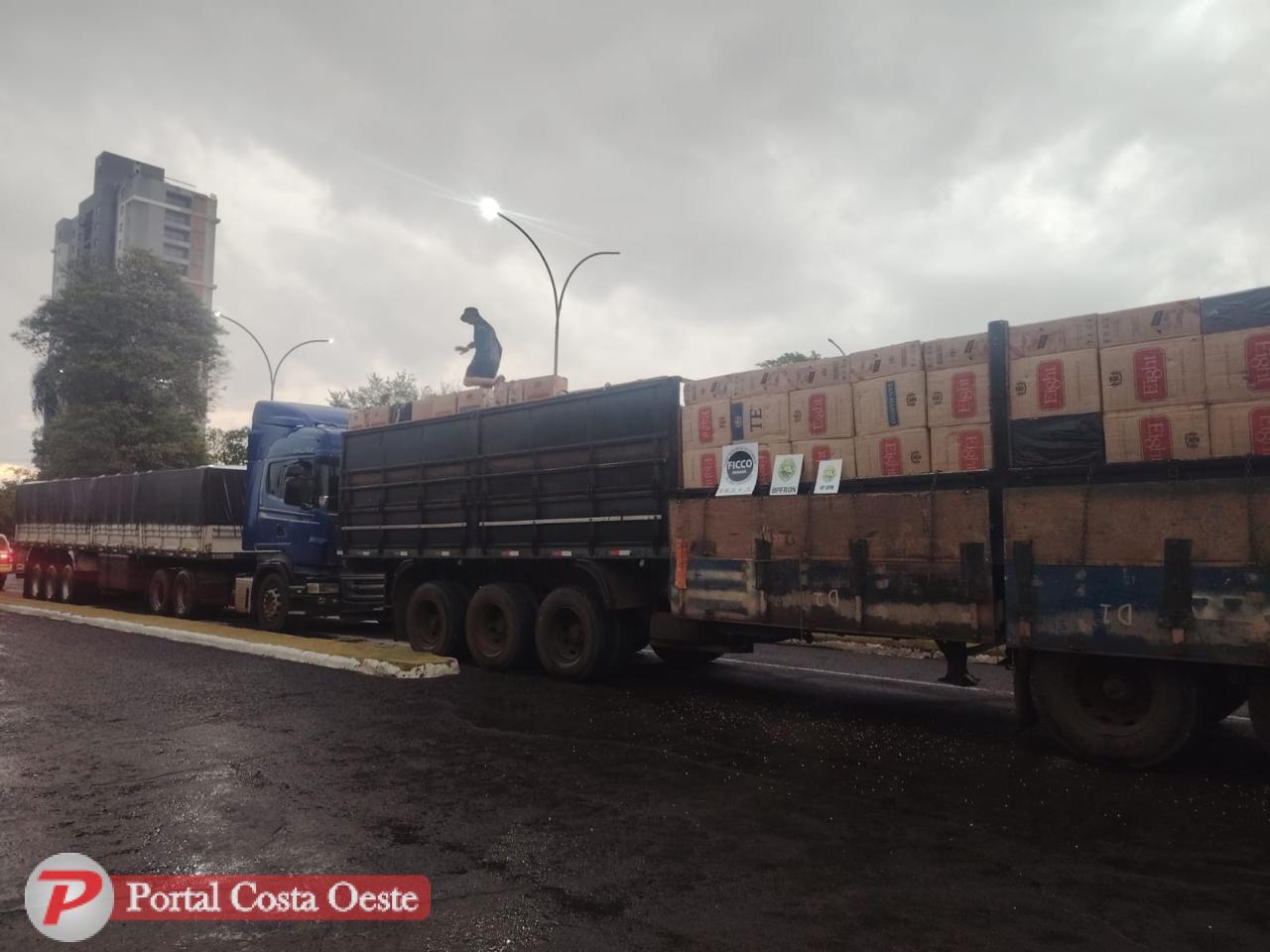 Comboio de contrabando é interceptado e dois são presos em Santa Terezinha de Itaipu