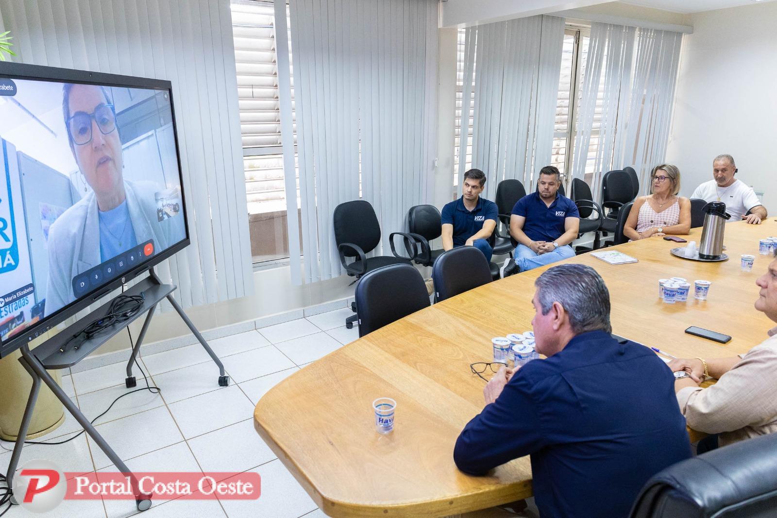 STI: Reunião entre Prefeitura, vereadores, DER e empresa busca solução para transporte intermunicipal