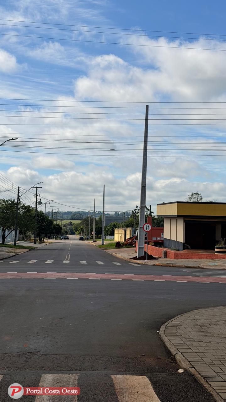 Novo alimentador da Copel entra em implantação para reduzir quedas de energia em Santa Terezinha de Itaipu