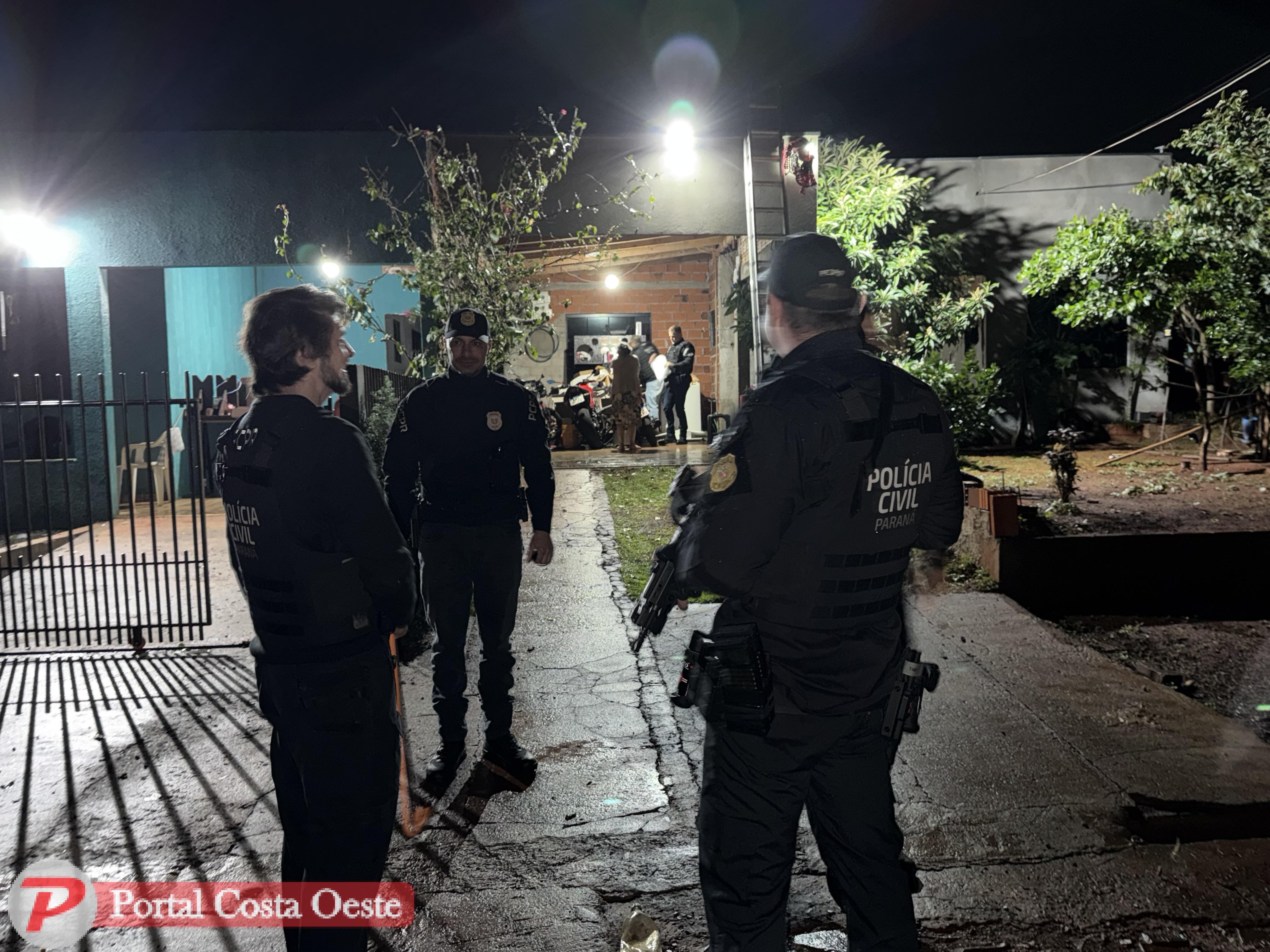 Operação da Polícia Civil cumpre mandados por homicídios em Itaipulândia; um preso e dois seguem foragidos